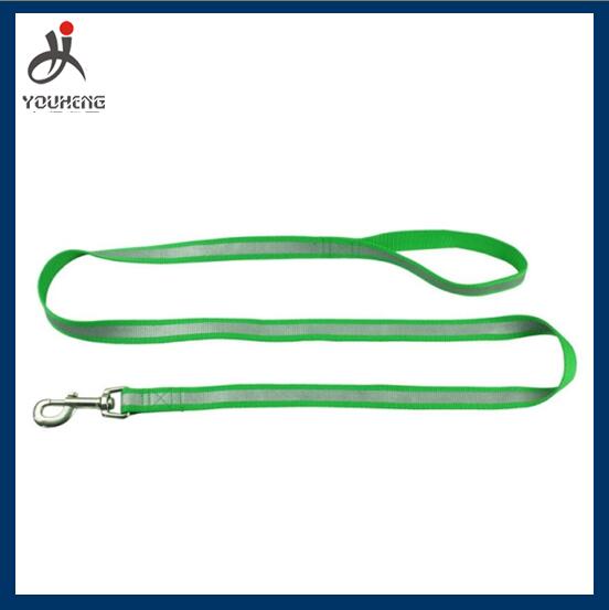 Dog lead with reflective strap