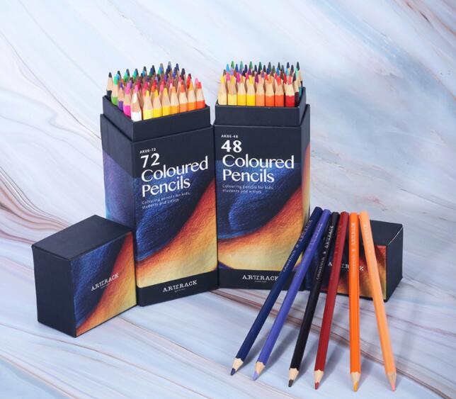 Color pencil set